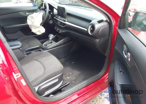 2021 Kia Forte Lxs из США, поврежденный, VIN 3KPF24AD0ME330473